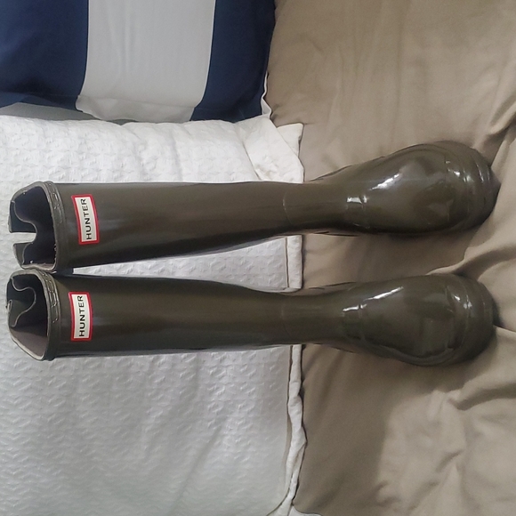 Hunter Shoes - Hunter Tall Rain boots -Olive Leaf